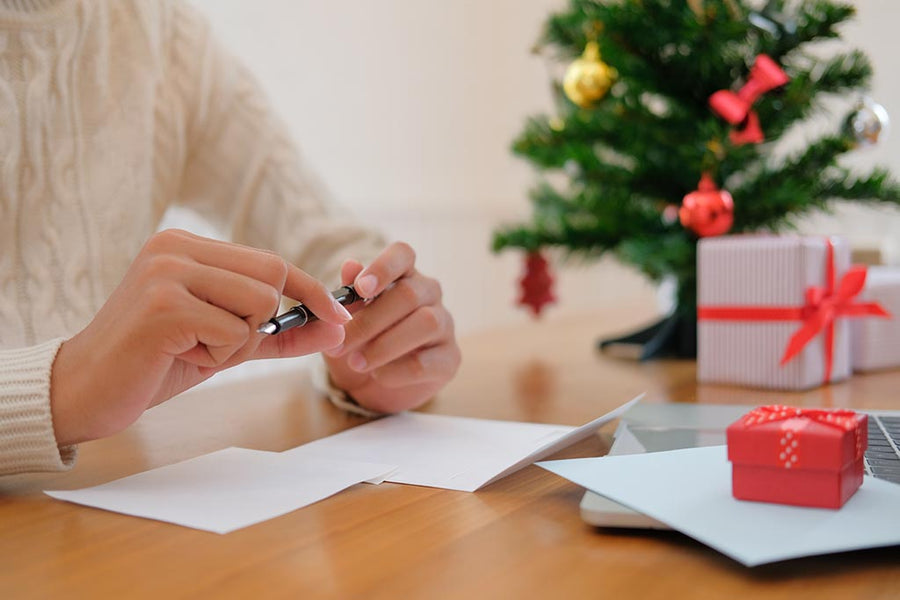 The Ultimate Guide to Sending Christmas Cards: Who, When, and How to Make Them Personal